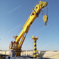 OUCO CUSTUST 4T30M HYDRAULIC TERESCOPIC MARINE CRANE, Large Ship Crane Operation stable